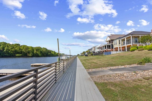 305 Harbour View Dr., Myrtle Beach, SC 29579