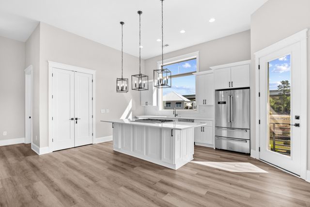 305 Harbour View Dr., Myrtle Beach, SC 29579