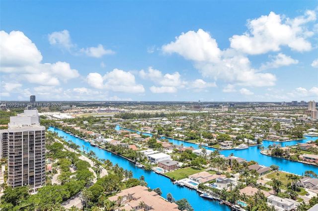 21200 Point Place PH 2804, Aventura, FL 33180