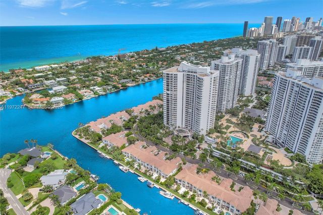 21200 Point Place PH 2804, Aventura, FL 33180