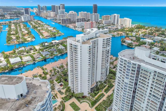 21200 Point Place PH 2804, Aventura, FL 33180