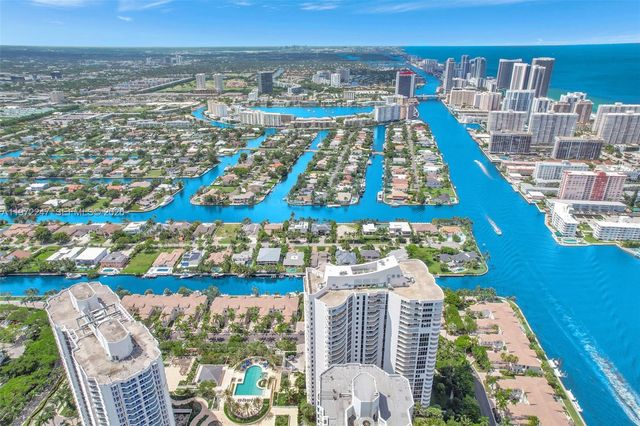 21200 Point Place PH 2804, Aventura, FL 33180