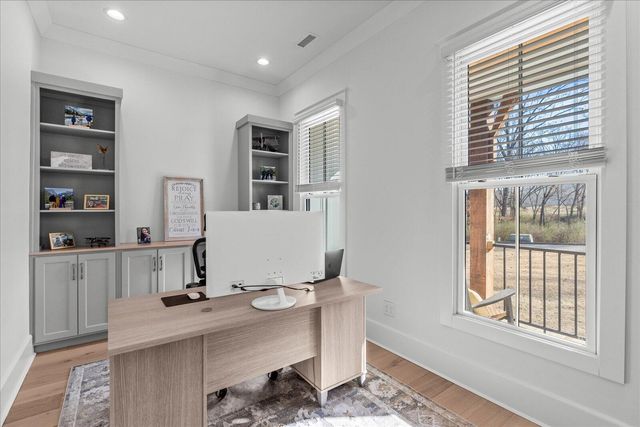 835 Edgewater Way, Jasper, TN 37347