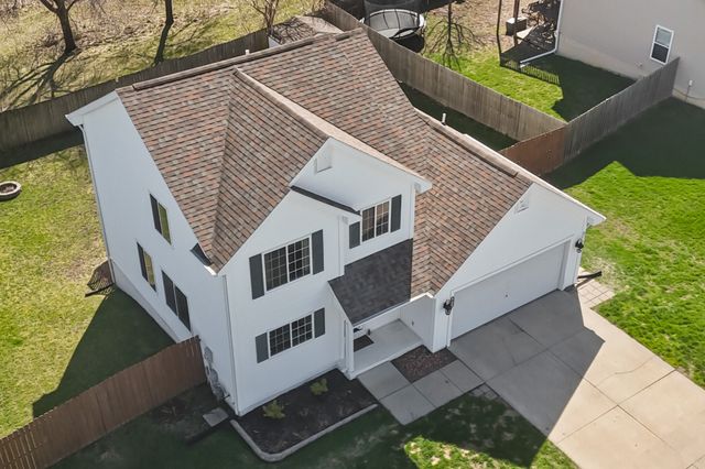 475 Fawn Circle, Pleasant Hill, IA 50327