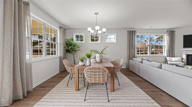 302 Sefton Drive, Jamestown, NC 27282