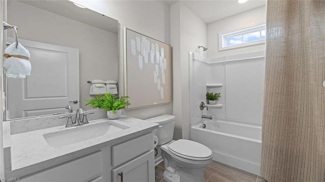 302 Sefton Drive, Jamestown, NC 27282