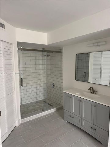 1280 S Alhambra Cir 2209, Coral Gables, FL 33146