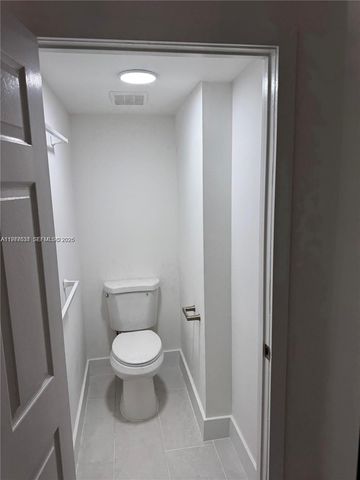 1280 S Alhambra Cir 2209, Coral Gables, FL 33146