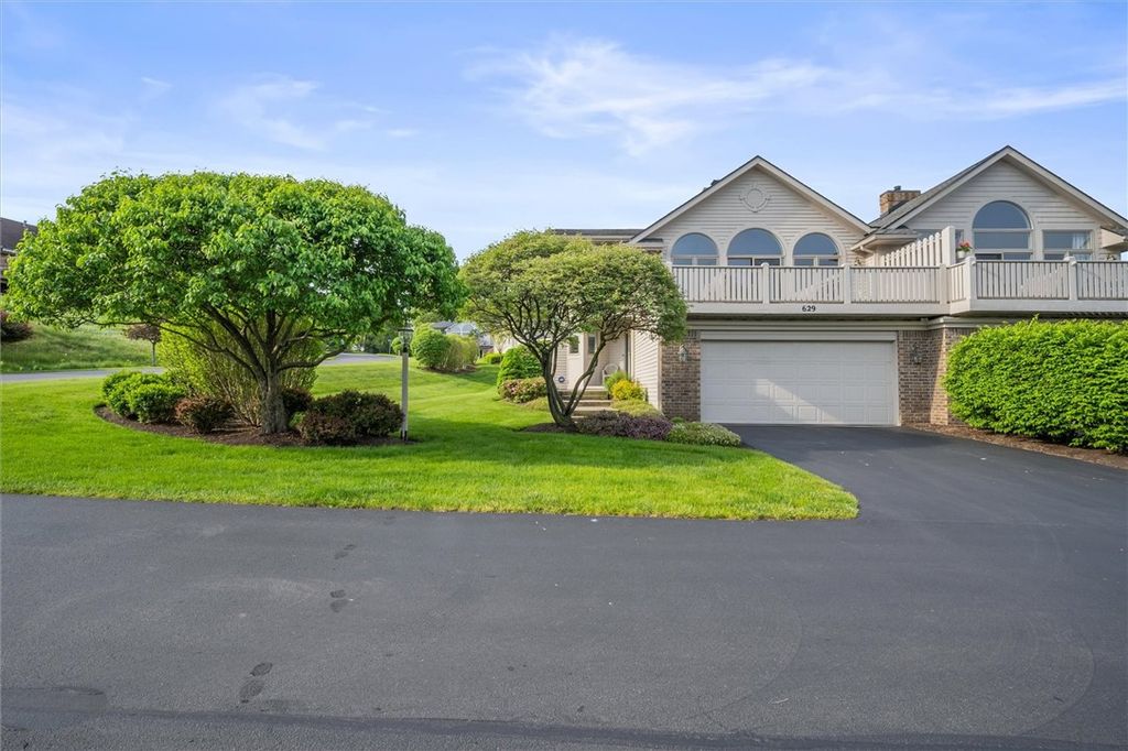 629 Midship Cir, Webster, NY 14580