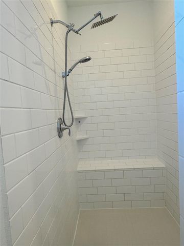 9415 Vista Falls Trace, Kingwood, TX 77365