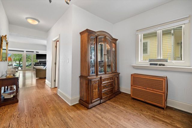 N26W30255 Maple AVENUE, Pewaukee, WI 53072