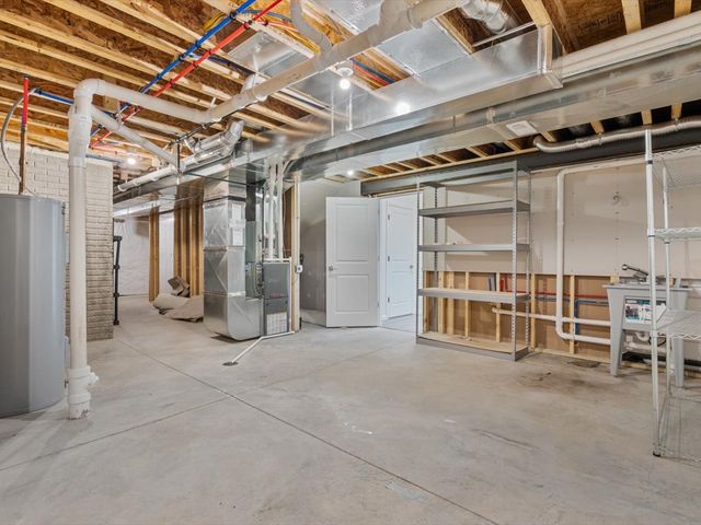 4732 Pheasant Creek Avenue, Davenport, IA 52807