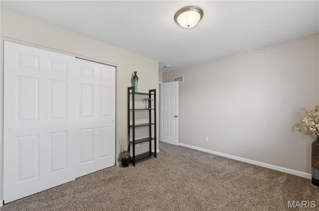 6 Feise Forest Court, O'fallon, MO 63368