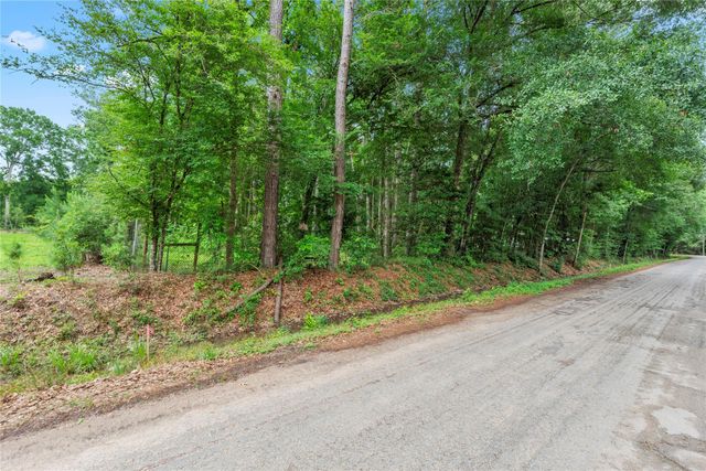 8 Cr 3564, New Caney, TX 77357