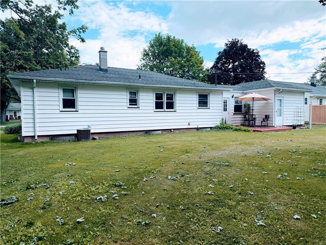 34 Adela Cir, Chili, NY 14624