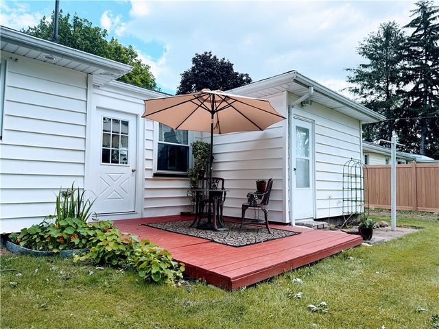 34 Adela Cir, Chili, NY 14624