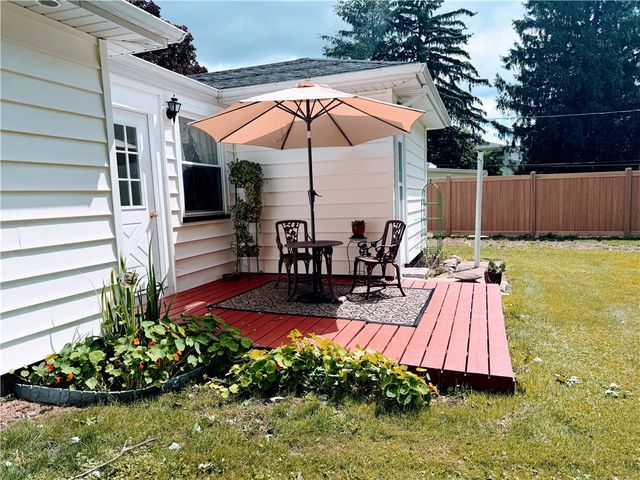 34 Adela Cir, Chili, NY 14624