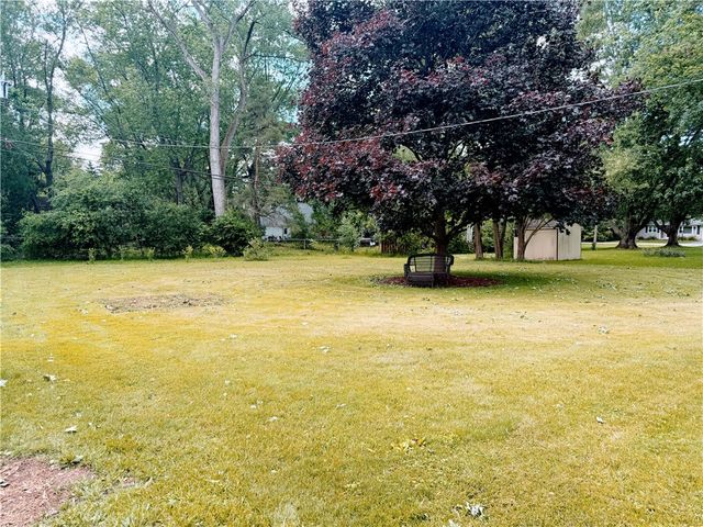 34 Adela Cir, Chili, NY 14624