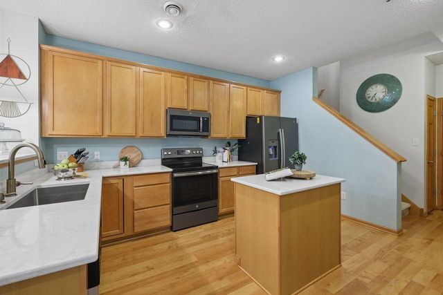 4583 Blaine Avenue 1504, Inver Grove Heights, MN 55076