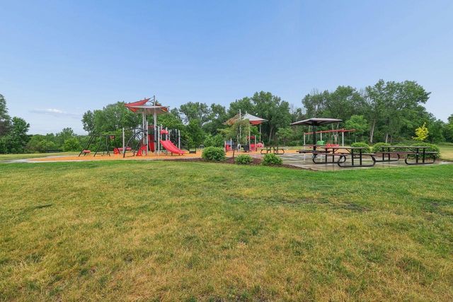 4583 Blaine Avenue 1504, Inver Grove Heights, MN 55076