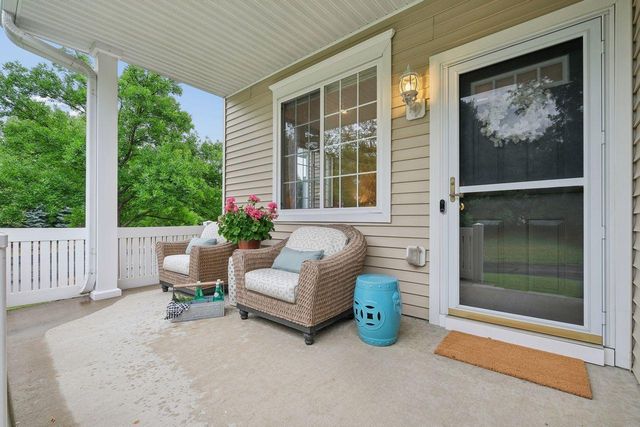 4583 Blaine Avenue 1504, Inver Grove Heights, MN 55076