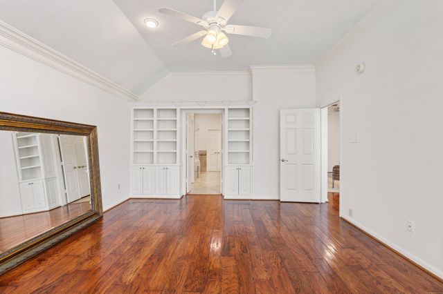 1214 Muirfield Place, Houston, TX 77055