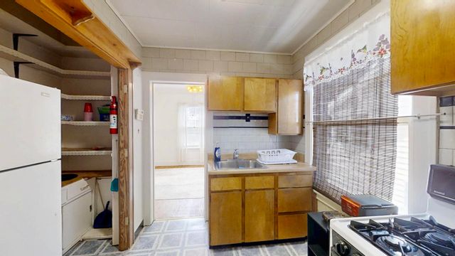 737 Cherry Street, Hammond, IN 46324