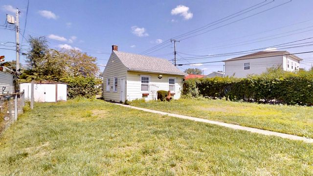 737 Cherry Street, Hammond, IN 46324