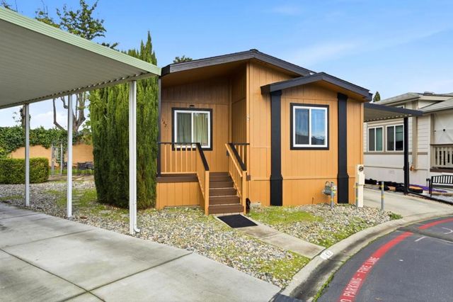 1220 Tasman Drive, Sunnyvale, CA 94089