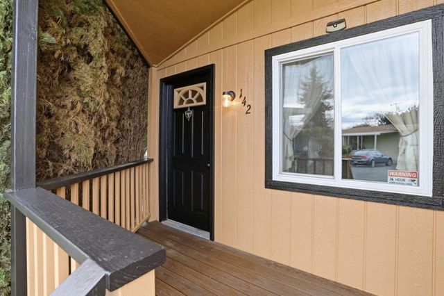 1220 Tasman Drive, Sunnyvale, CA 94089