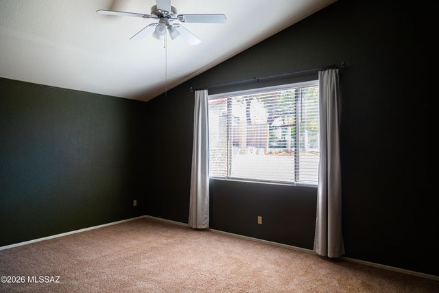 11146 N Desert Flower Drive, Tucson, AZ 85737