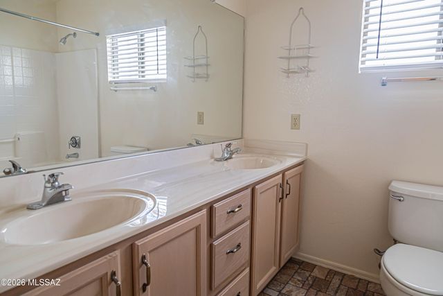 11146 N Desert Flower Drive, Tucson, AZ 85737