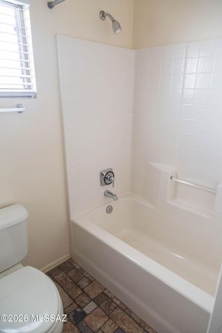 11146 N Desert Flower Drive, Tucson, AZ 85737