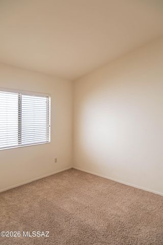 11146 N Desert Flower Drive, Tucson, AZ 85737