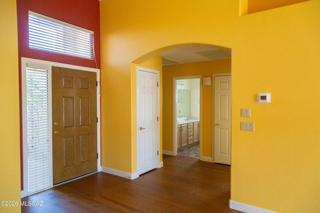 11146 N Desert Flower Drive, Tucson, AZ 85737