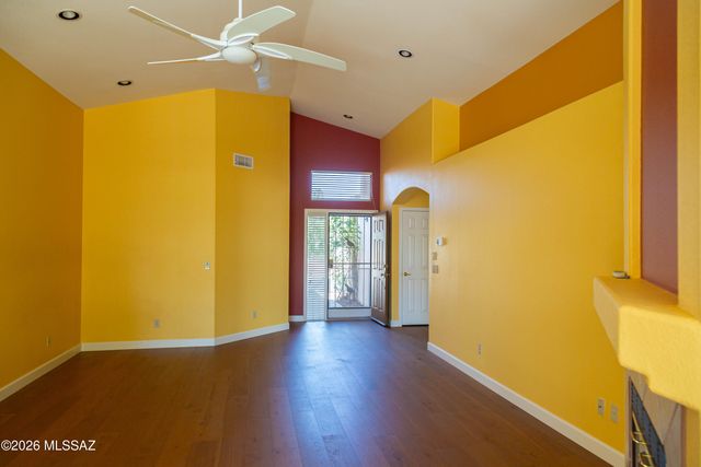11146 N Desert Flower Drive, Tucson, AZ 85737