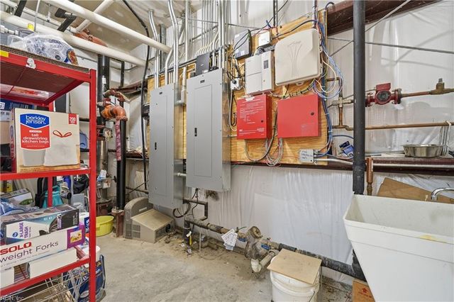 106 Industry DR, Yorktown, VA 23693