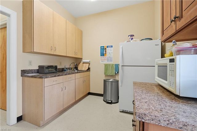 106 Industry DR, Yorktown, VA 23693