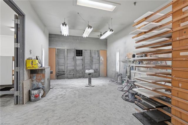 106 Industry DR, Yorktown, VA 23693