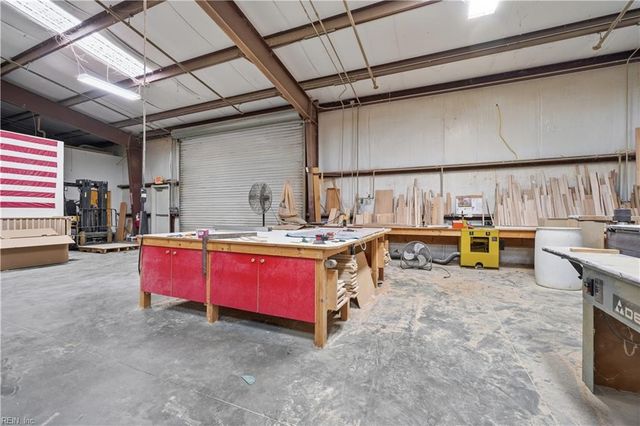 106 Industry DR, Yorktown, VA 23693