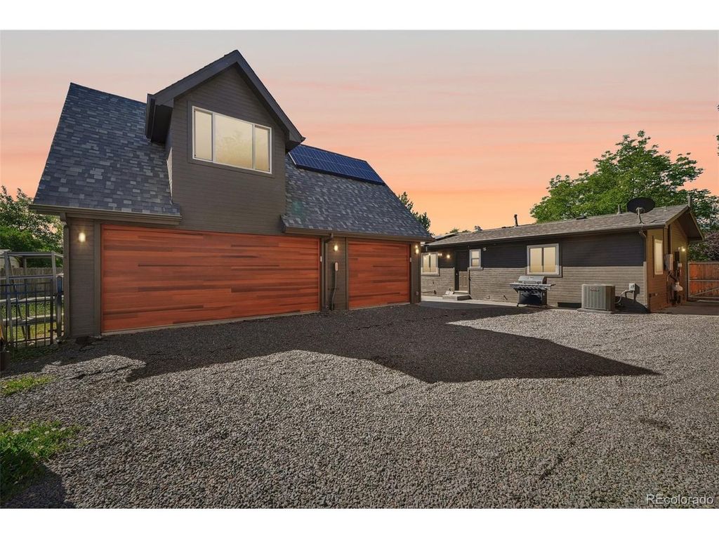 755 Bedivere Cir, Lafayette, CO 80026