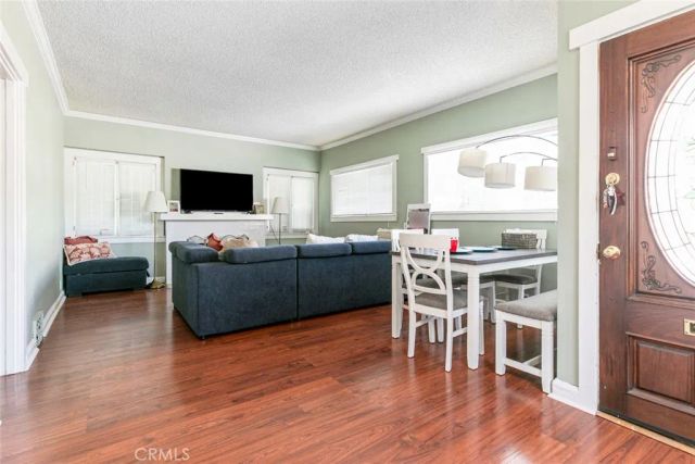 408 E Del Mar Boulevard, Pasadena, CA 91101