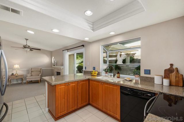 18018 Calle Estepona, San Diego, CA 92128