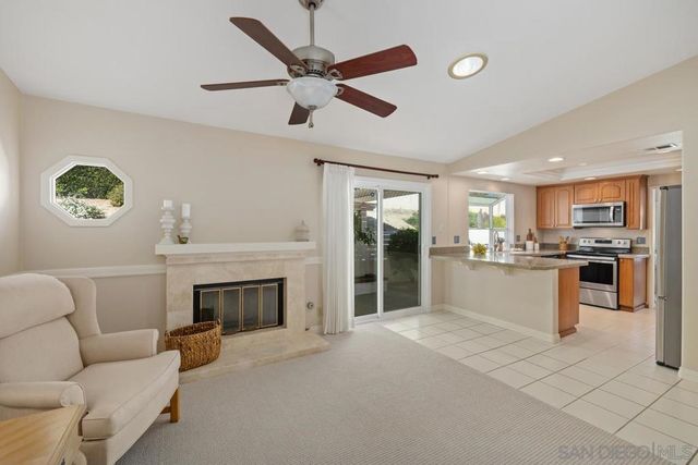 18018 Calle Estepona, San Diego, CA 92128