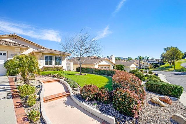 18018 Calle Estepona, San Diego, CA 92128