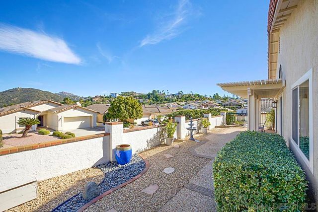 18018 Calle Estepona, San Diego, CA 92128