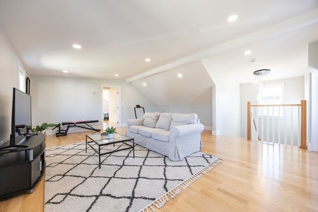 39-41 Hancock St 41, Medford, MA 02155