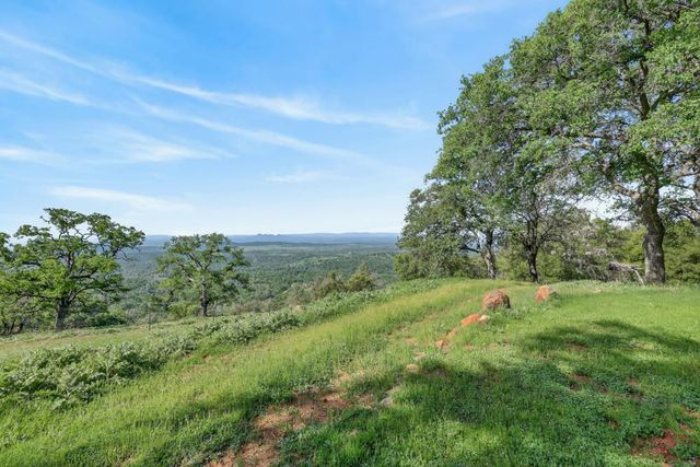 11717 Mourning Dove, Browns Valley, CA 95918