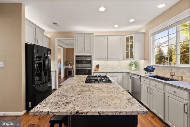 828 ANTHONY CT SE, Leesburg, VA 20175