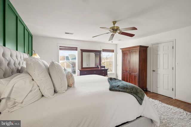 828 ANTHONY CT SE, Leesburg, VA 20175